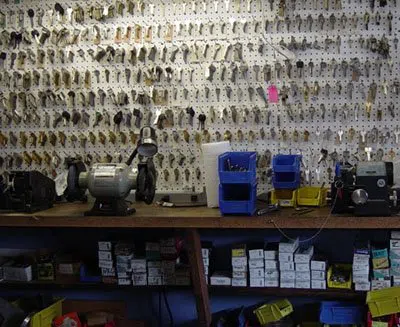 Super Locksmith Services Palm Beach, FL 561-692-4525 - 29-8